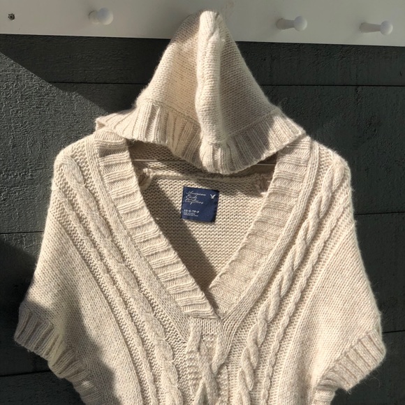 American Eagle Cozy Cream short-sleeve sweater - Picture 3 of 16
